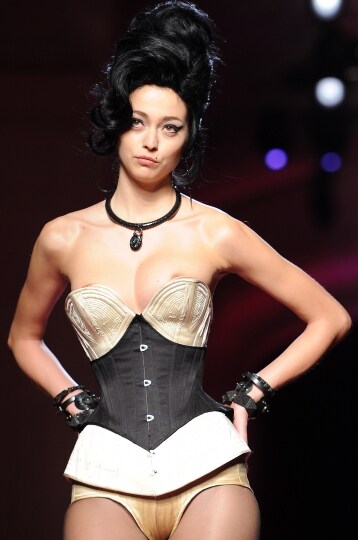 bustier