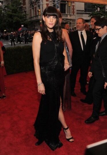liv-tyler-in-givenchy-haute-couture