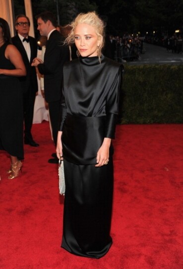 mary-kate-olsen-in-the-row