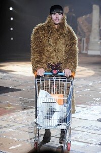  pelliccia vivienne-westwood-collezione-autunno-inverno-2010-2011