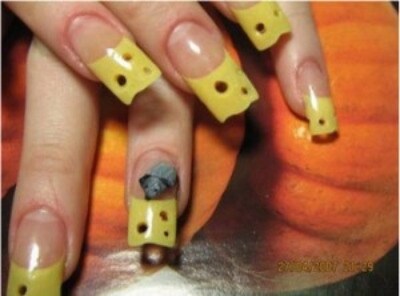 manicure-formaggio-decoro-unghie