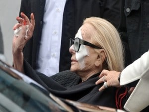 Sandra Mondaini ai funerali