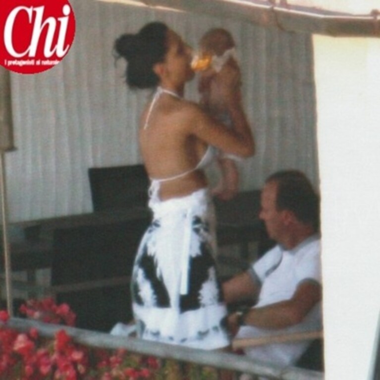 Anna Tatangelo e Gigi D'Alessio con Andrea