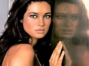 Manuela Arcuri seno e lato b in mostra in Sardegna, le foto