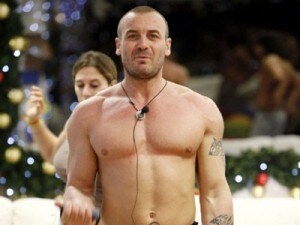 Il Grande Fratello 11 concede a Massimo Scattarella l'opportunità di entrare nella casa più spiata dagli italiani, lasciando il verdetto in mano al pubblico