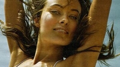 La protagonista di Tron Legacy, in occasione di un servizio fotografico per Max in cui posa sulle spiagge californiane, dichiara di non voler usare prodotti chimici di bellezza
