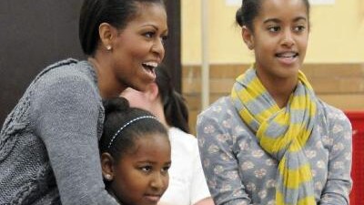 La first Lady con le 2 figlie