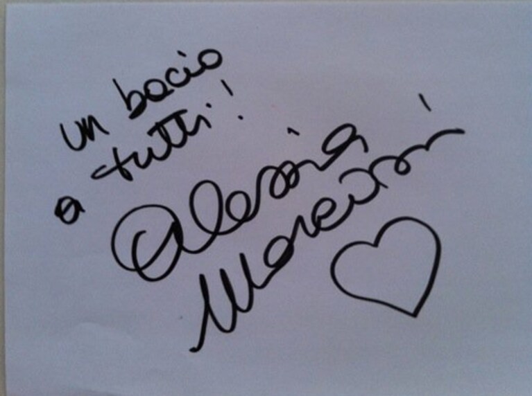 l'autografo lasciato su facebook da alessia