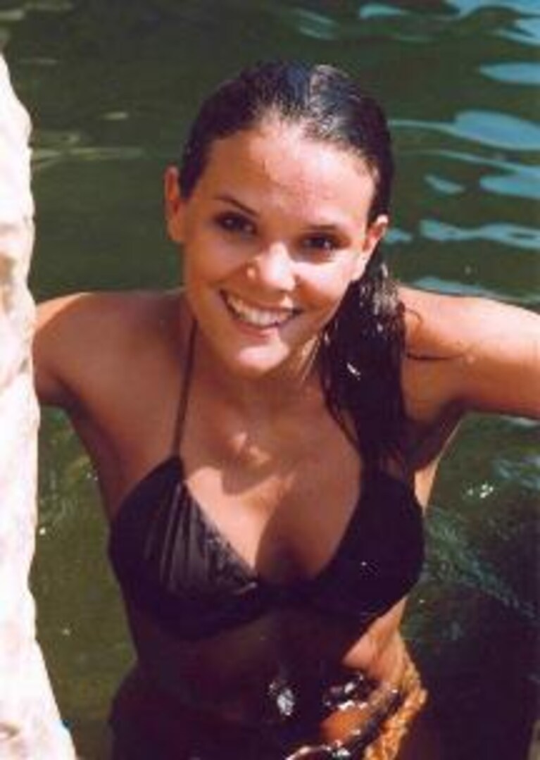 la bella Lara Marsden