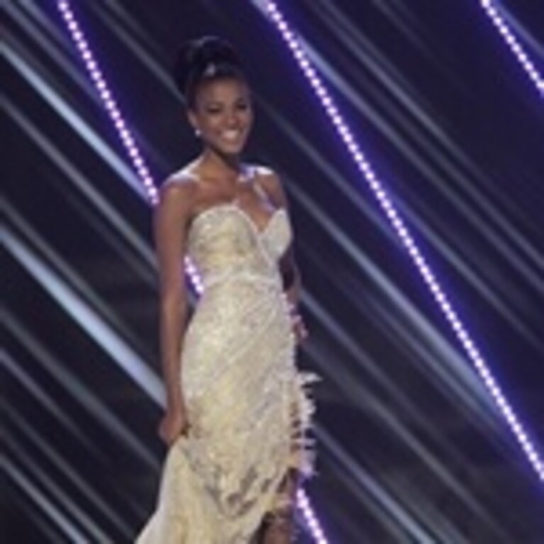 Leila è Miss Angola