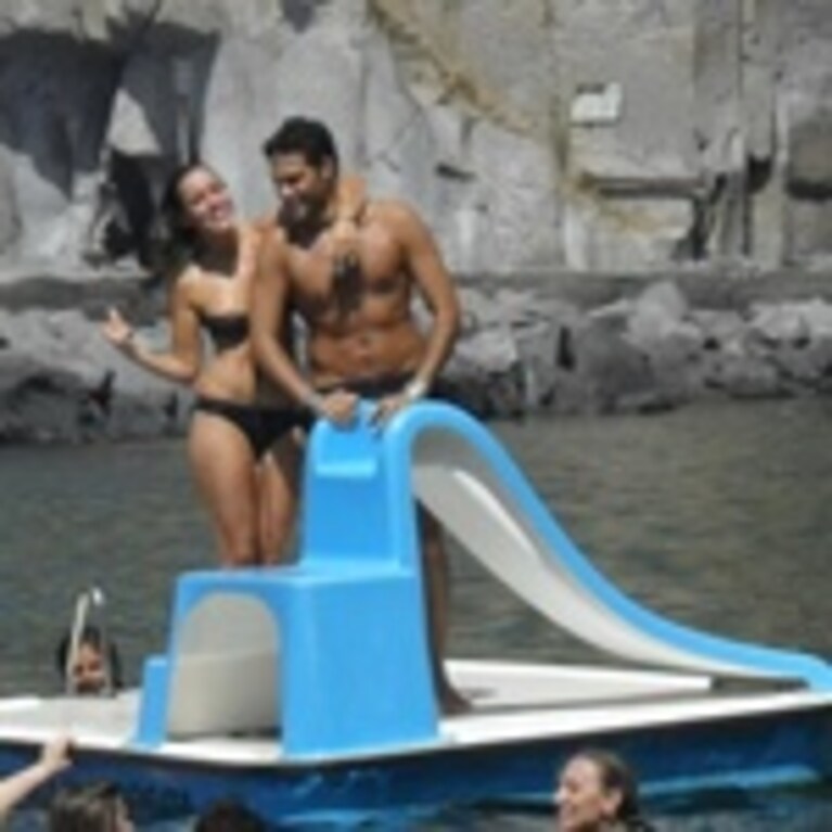 Antonio e Teresanna in pedalo