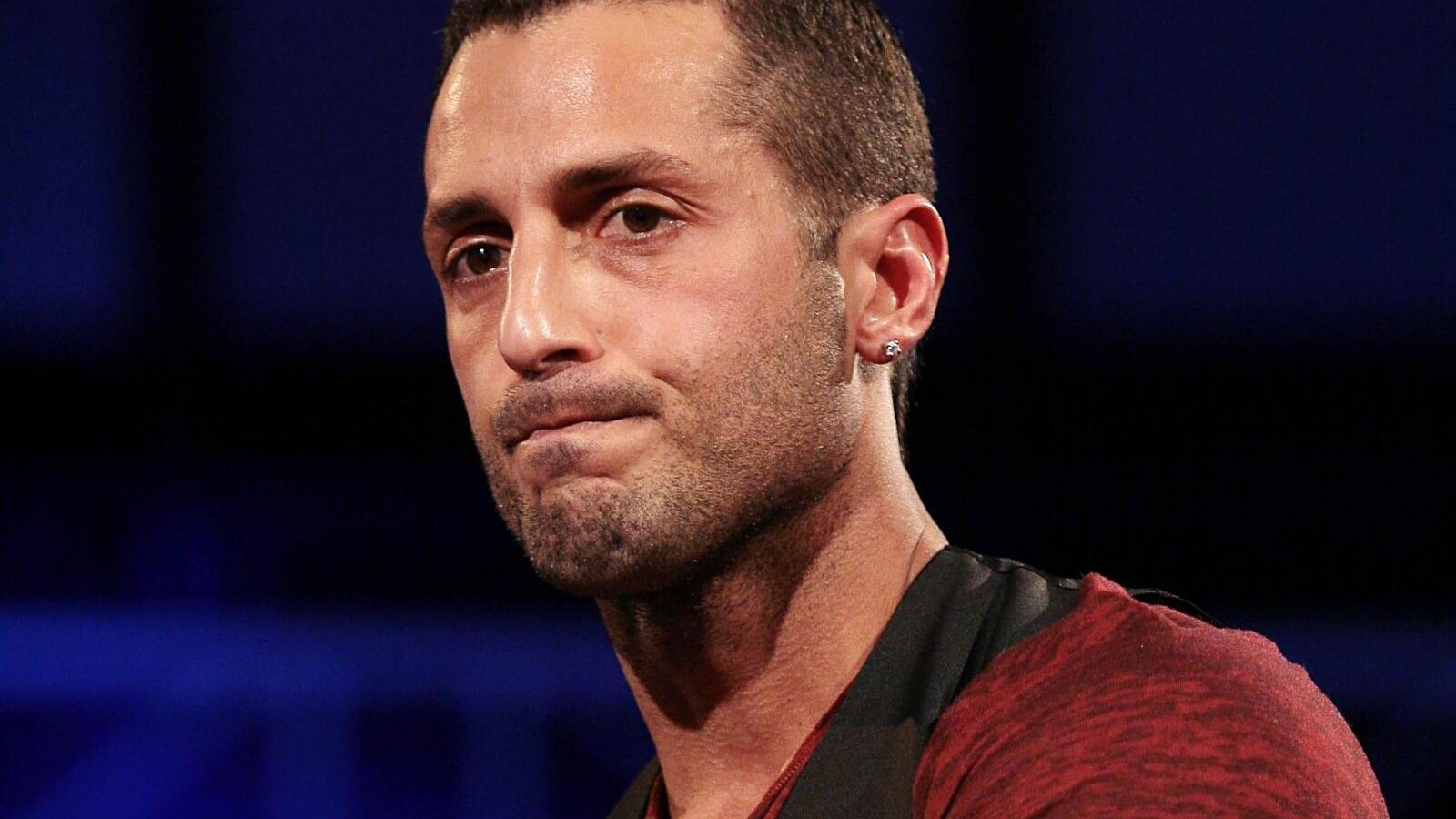 Appare veramente arrabbiato Fabrizio Corona che, ormai completamente votato alla difesa della sua fidanzata Belen Rodriguez, minaccia querele