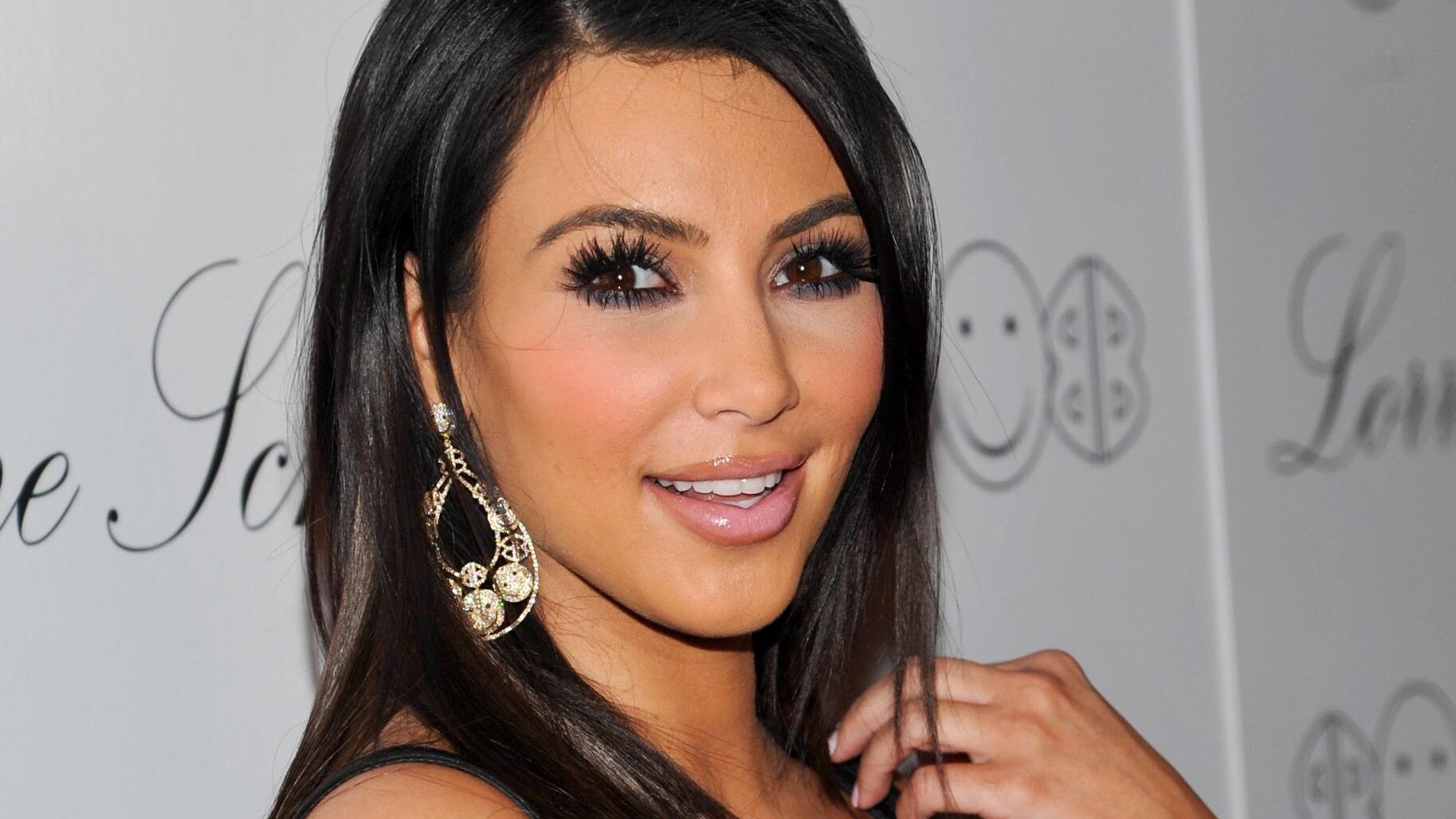 Il matrimonio tra Kim Kardashian e Kris Humphries starebbe per volgere al termine. La stella dei reality americani avrebbe deciso di chiedere il divorzio