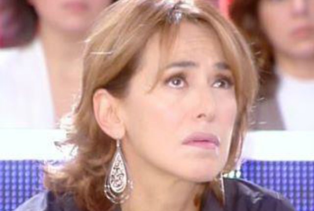 Una brutta rogna per Barbara D'Urso che trascorre un Natale mesto dopo il furto nel suo appartamento di Milano. Lo sfogo su twitter non è certo una delle sue migliori mosse, anziché trovare conforto la rete la massacra con sarcasmo irriverente