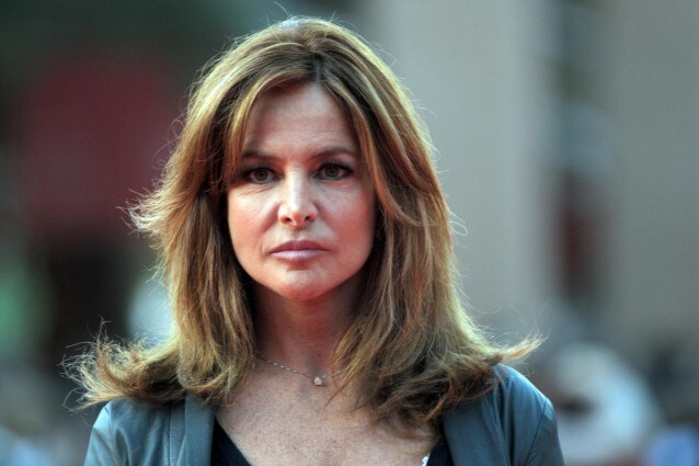 L’attrice Giuliana De Sio si sfoga su Facebook denunciando che, proprio mentre lei veniva ricoverata in un ospedale a Roma rischiando di morire