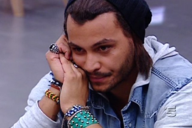 La bestemmia di Daniel Mkongo ha ovviamente raggiunto le orecchie del Grande Fratello che ha deciso di squalificare il concorrente