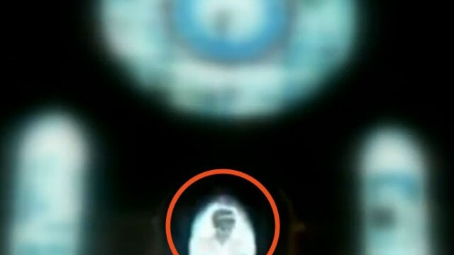 Un video realizzato da un turista cinese all’interno della cattedrale di Glasgow, in Inghilterra, sta facendo parecchio discutere