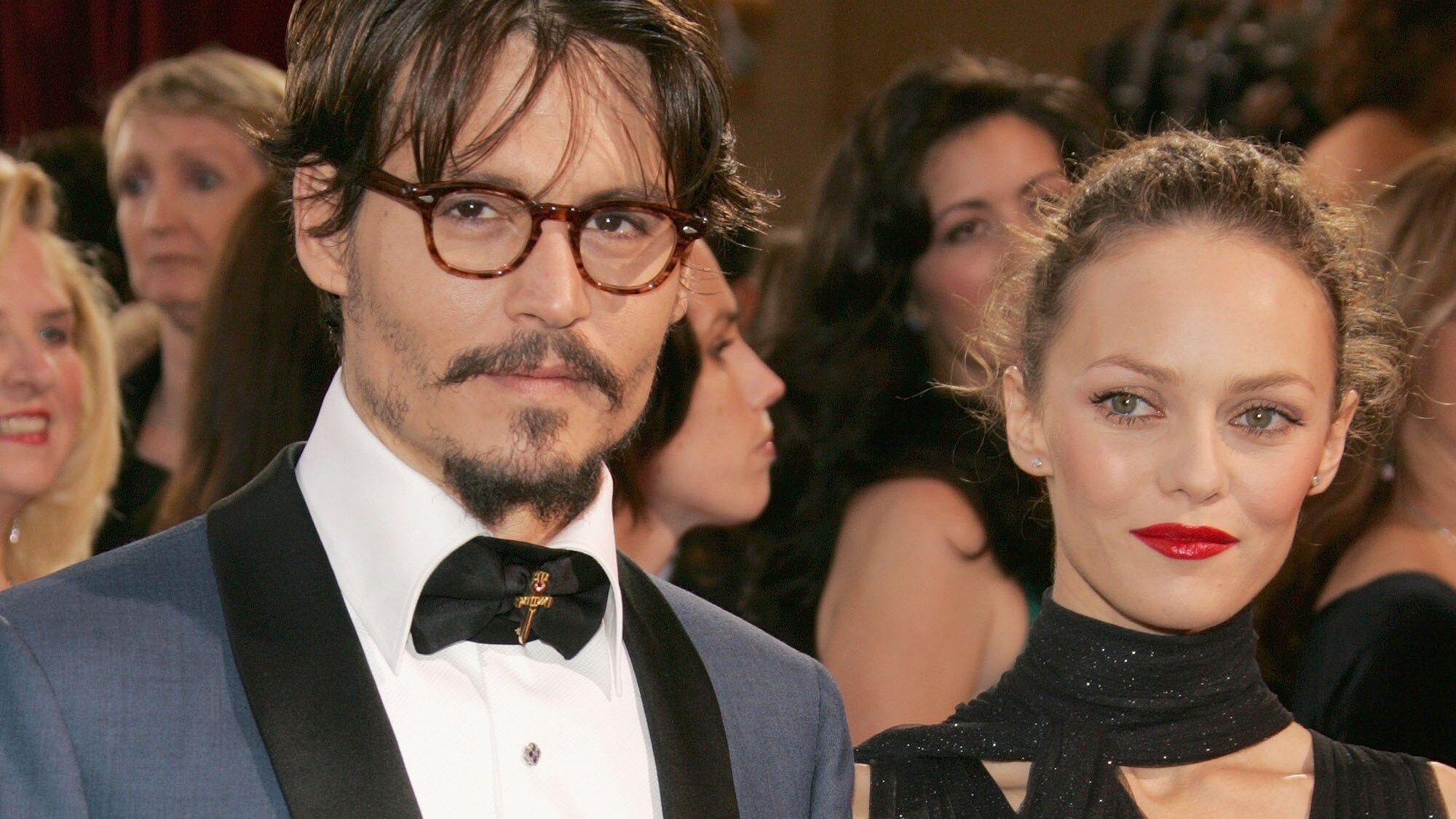 E’ proprio finita la storia d’amore tra l’attore Johnny Depp e la moglie Vanessa Paradise che, dopo 11 anni d’amore, hanno deciso di lasciarsi.