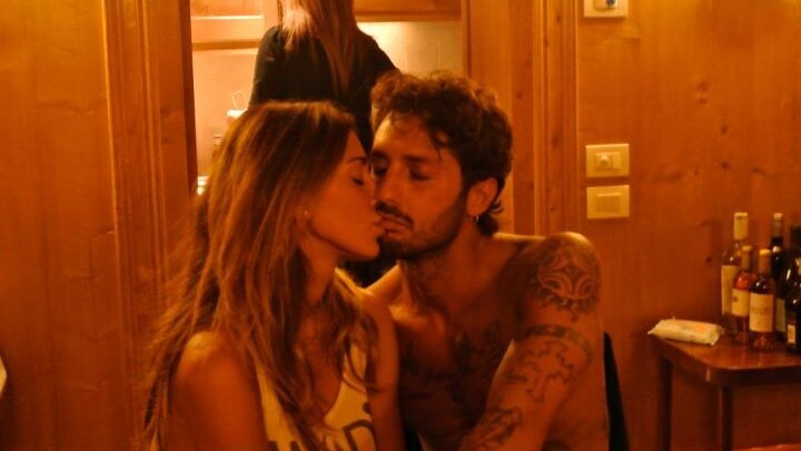Belen Rodriguez e Fabrizio Corona si sono concessi la seconda vacanza in due mesi. Questa volta, però, al caldo delle Maldive hanno preferito la neve di Cortina
