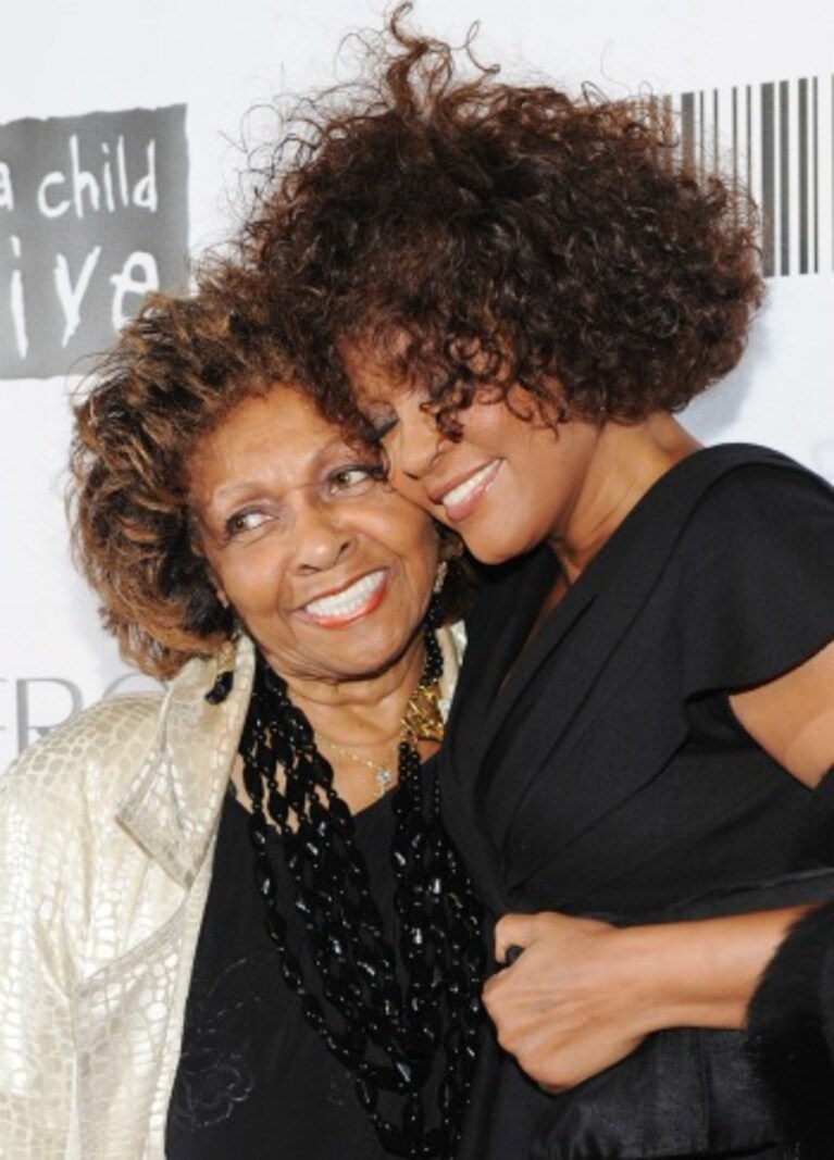 cissy houston e whitney