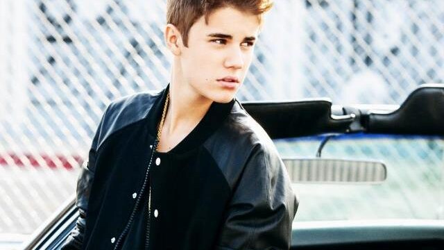 Non c'è pace per Justin Bieber che, oltre alla crisi con Selena Gomez, sta attraversando un periodo piuttosto difficile dal punto di vista del rapporto con le istituzioni