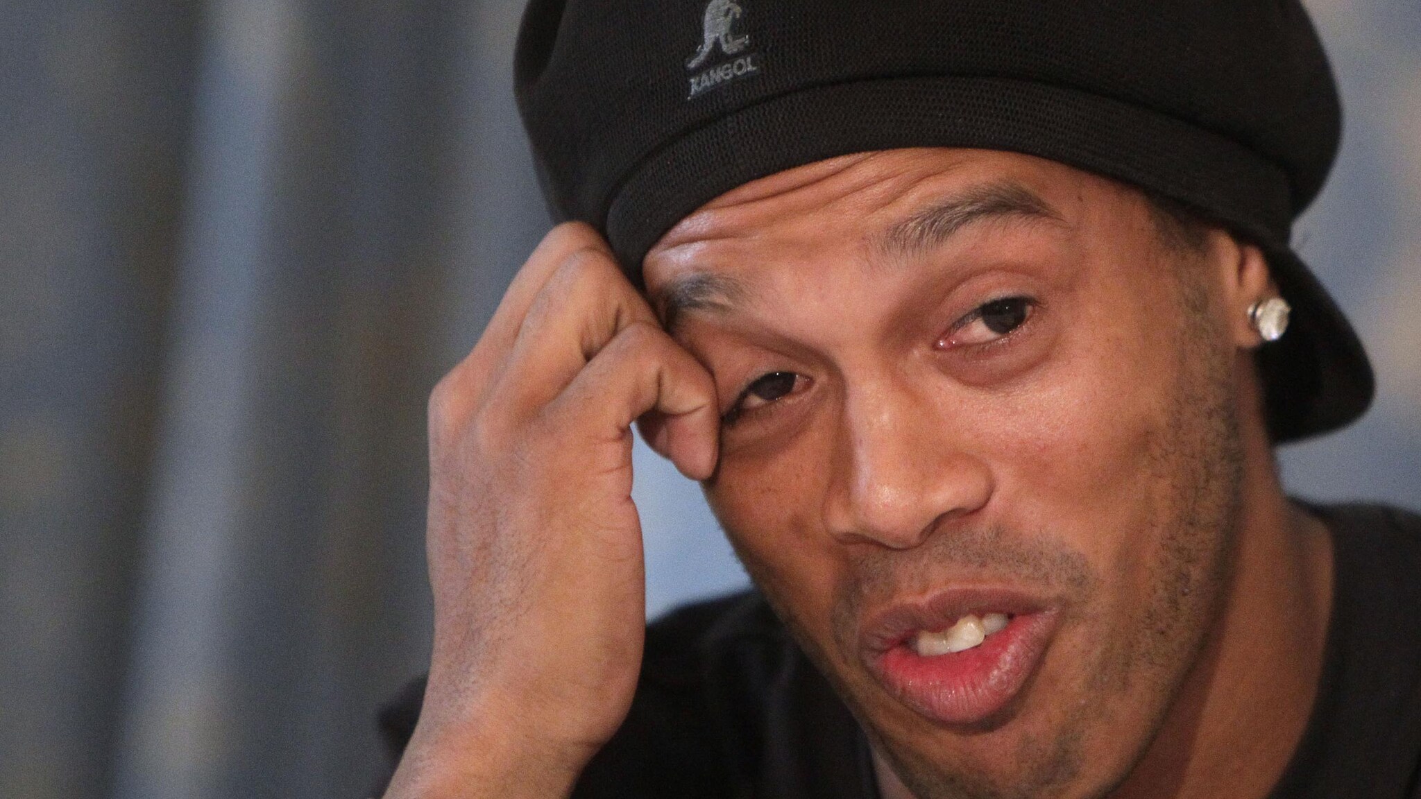 Nessuna scusante per Ronaldinho che si è visto rescindere un contratto milionario con la società Coca Cola