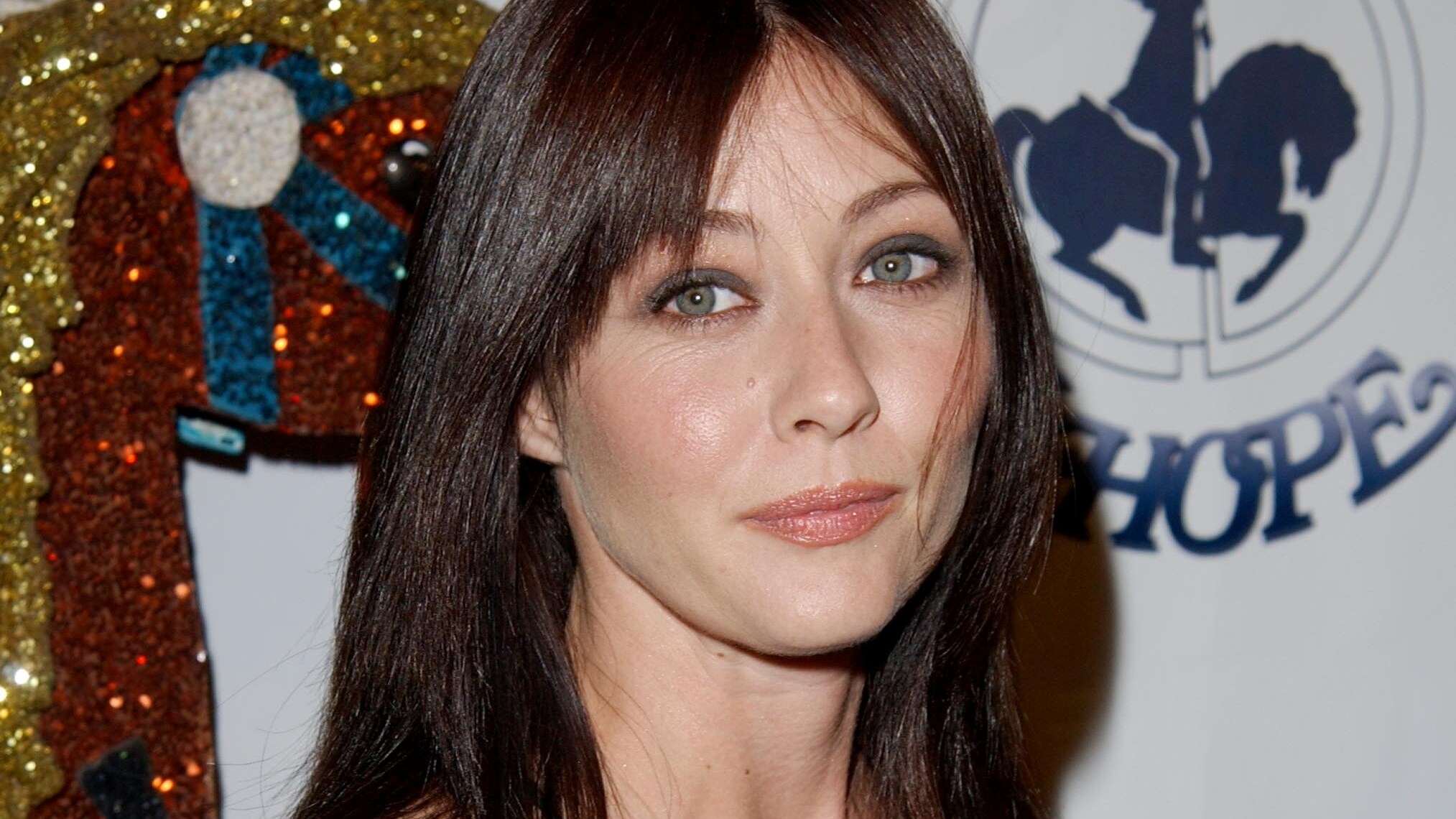 Non è stato facile interpretare per anni il ruolo di Brenda Walsh nella serie tv Beverly Hills 90210. Lo confessa Shannen Doherty