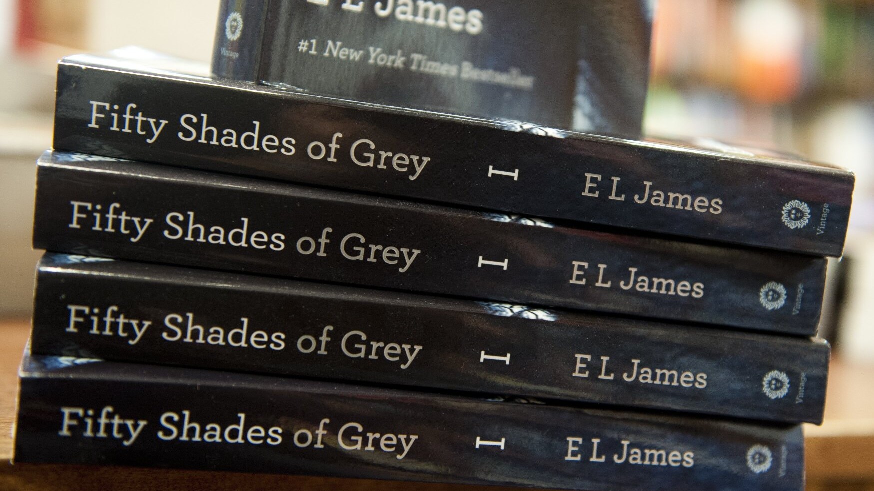 Anche donne del calibro di Belen Rodriguez e Kristen Stewart sognano di avere accanto un uomo come Christian Grey