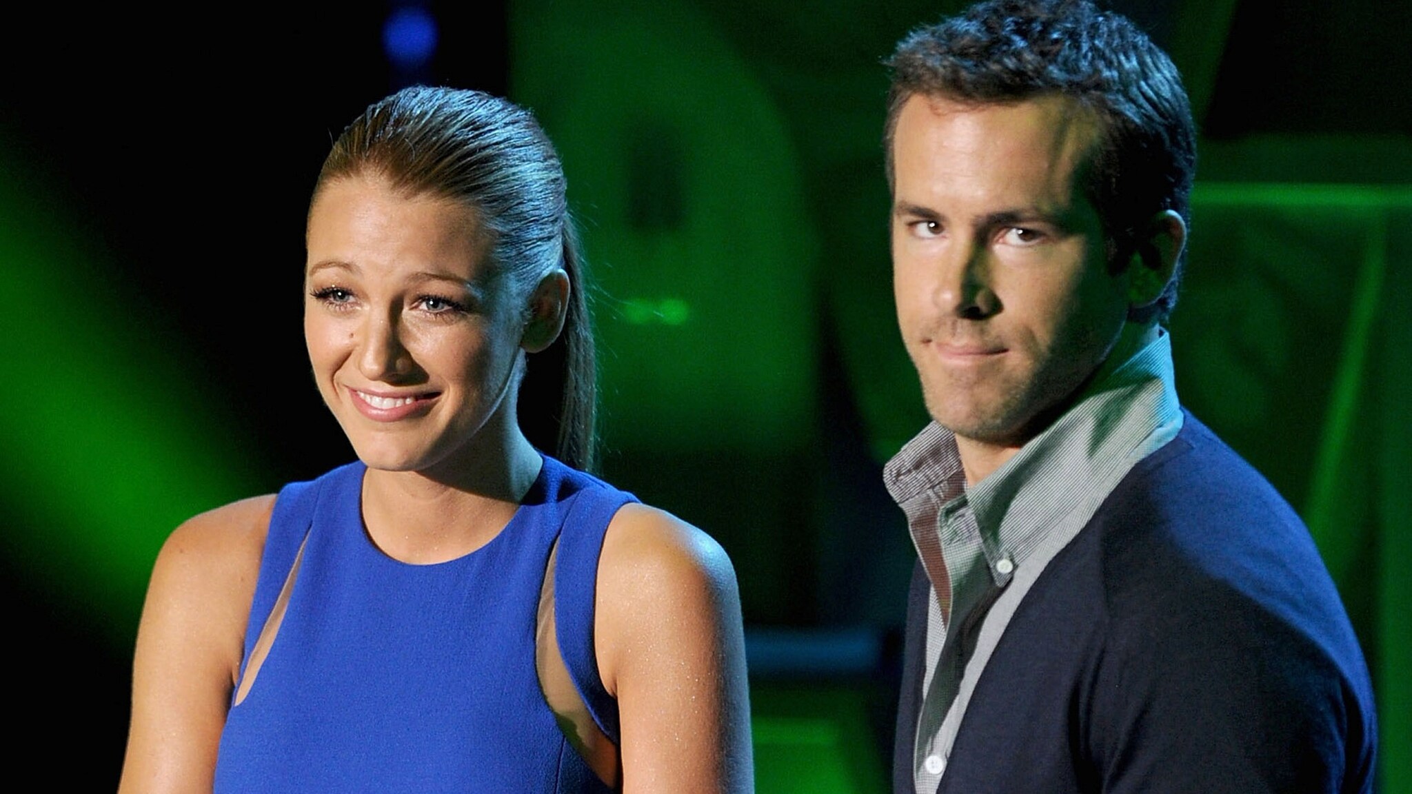 Dovrà rassegnarsi ad attendere i tempi preziosi della sua splendida mogliettina Ryan Reynolds che si è visto abbandonare a un giorno dal matrimonio da Blake Lively