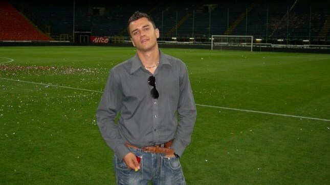 Ex protagonista del Grande Fratello, Francesco Botta racconta la sua sul binomio veline - calciatori e lo fa con cognizione
