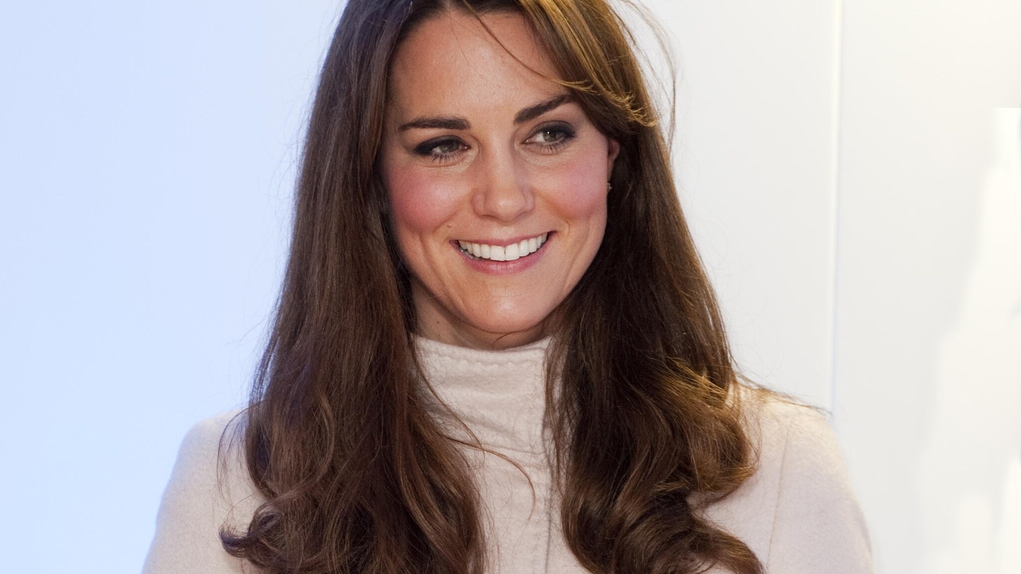 Adesso che è incinta e che può permettersi di tiranneggiare un po' il marito William, Kate Middleton ha deciso di approfittarne