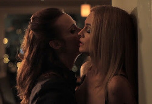 Heather Graham and Diane Farr in About Cherry