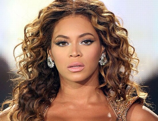 beyonce-bella-anche-riccia