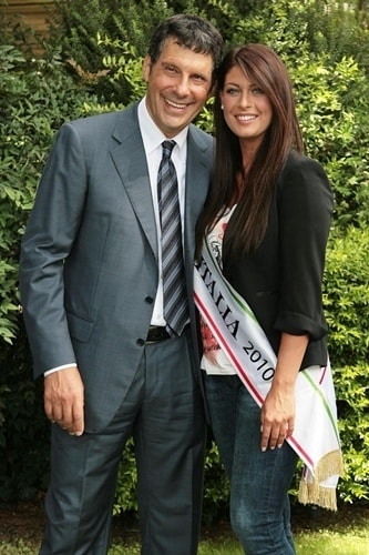 fabrizio-frizzi-beato-con-la-piu-bella-d-italia
