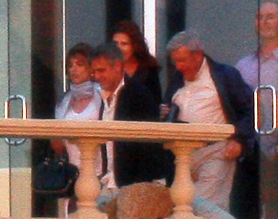 clooney-e-la-famiglia-della-compagna