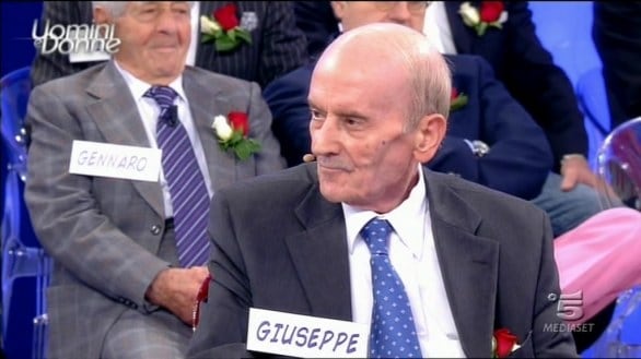 Il-saluto-di-Uomini-e-Donne
