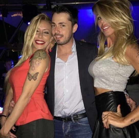 Guendalina-e Karina-in-disco