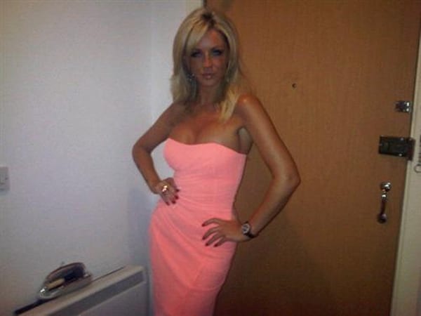 holly-tutta-pink-lady