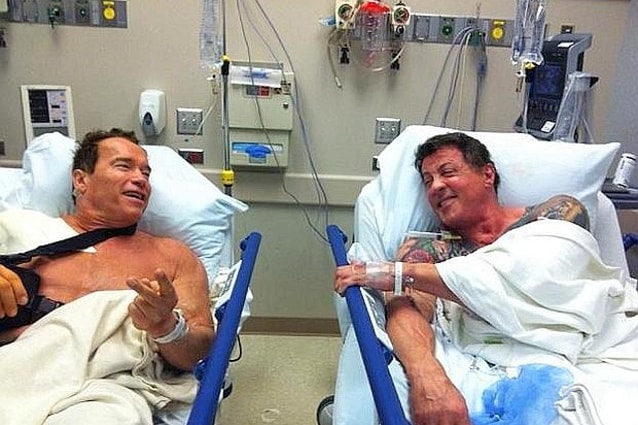 stallone-e-schwarzenegger-vicini-di-barella