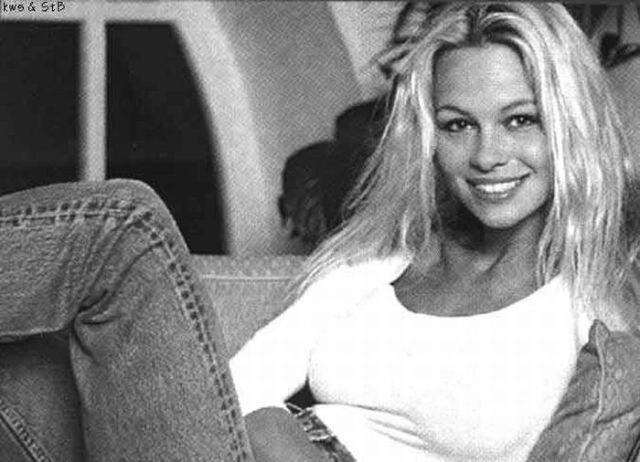 pamela_anderson_adolescente-nel-1987