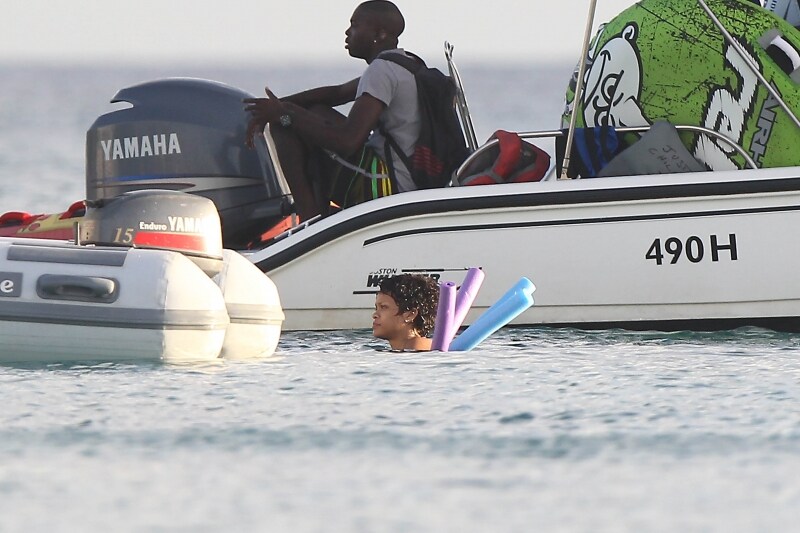 lo-yacht-di-rihanna