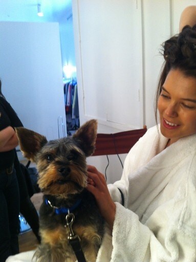 La-Macklin-con-uno-dei-suoi-adorati-cani