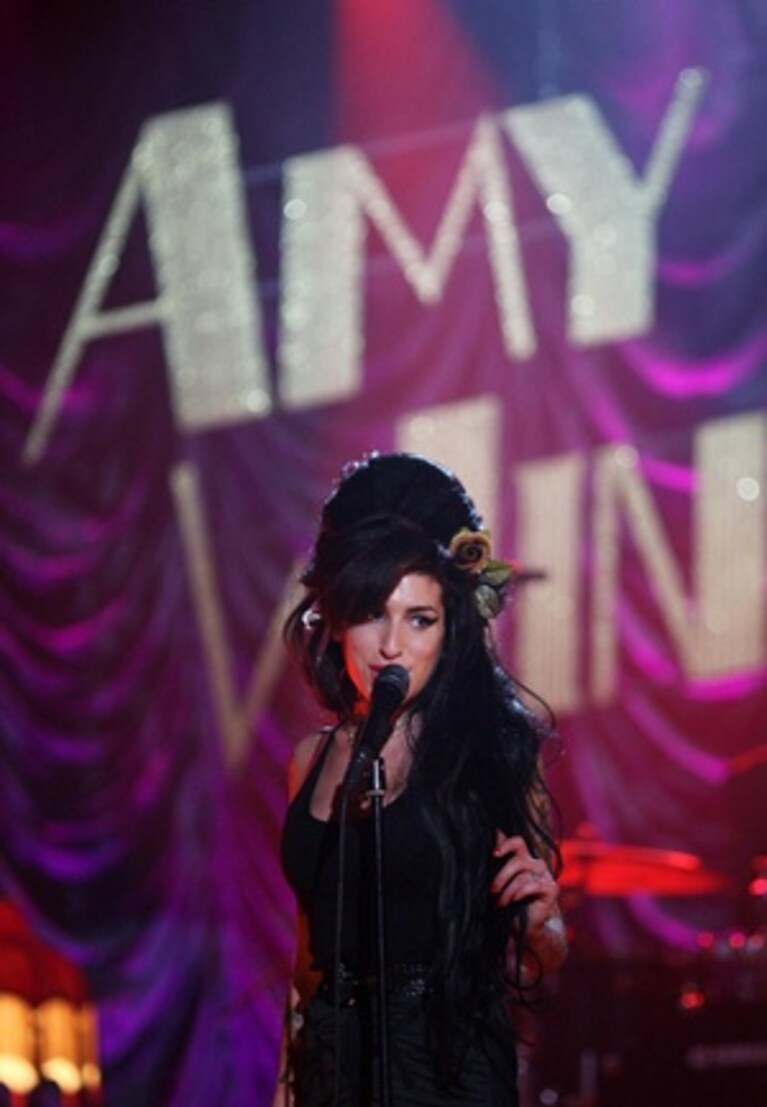 La Winehouse sul palco di Londra