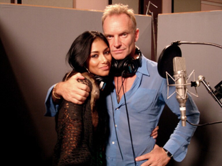La Pussycat Doll con Sting