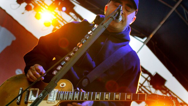 Aaron-Lewis-Staind