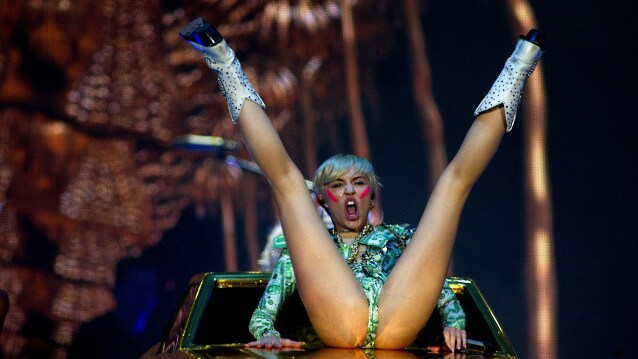 Miley-Cyrus-Bangerz-Tour