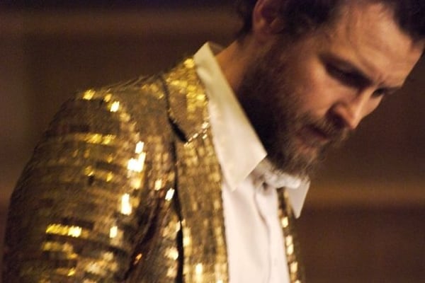 la-prima-foto-caricata-da-lorenzo-su-facebook