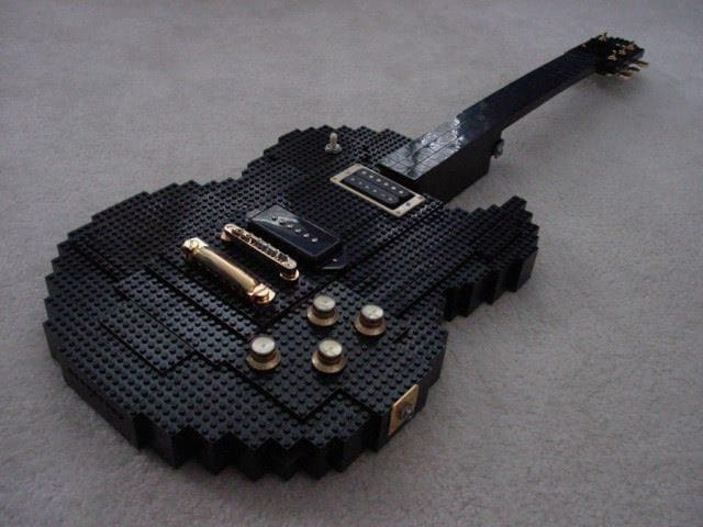 Chitarra lego