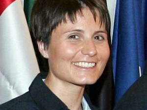 donna italiana spazio