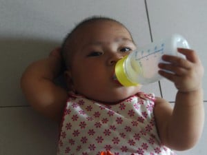 Bimba sieropositiva in Vietnam